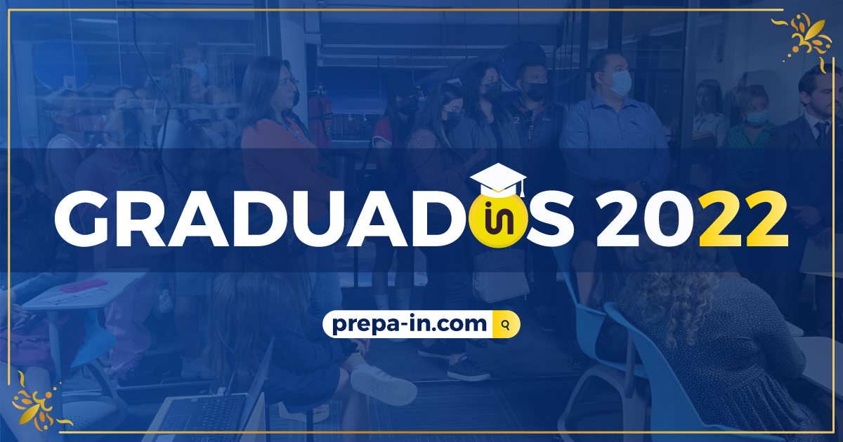 Primera ceremonia de graduación presencial 2022